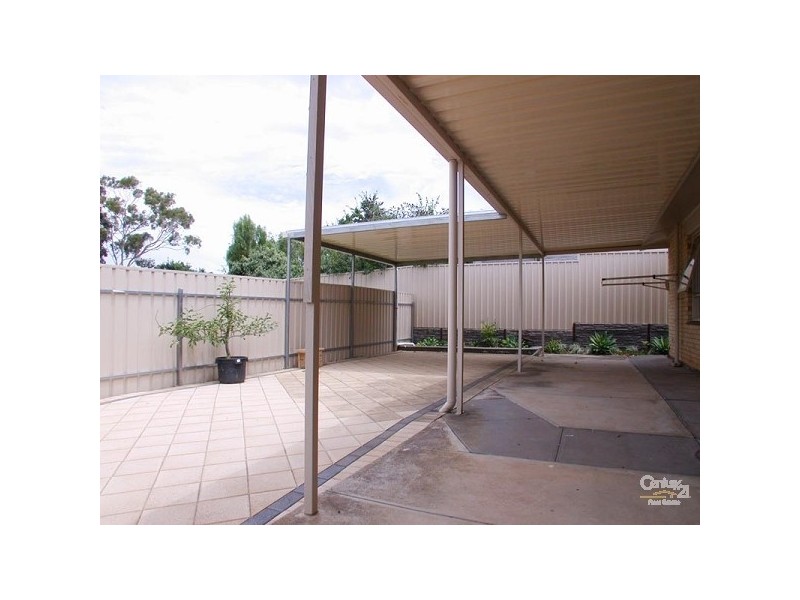 28 Glenda Avenue, Morphett Vale SA 5162
