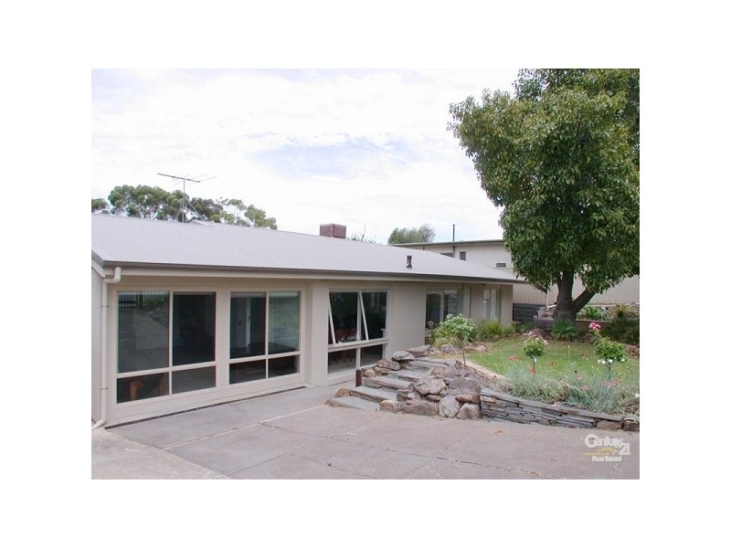 28 Glenda Avenue, Morphett Vale SA 5162