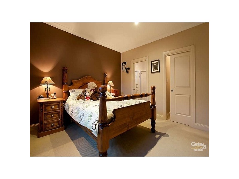 11/8 Cinnamon Way, Aberfoyle Park SA 5159