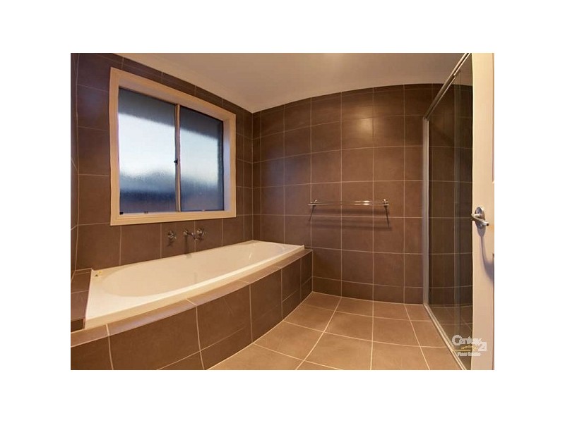 11/8 Cinnamon Way, Aberfoyle Park SA 5159