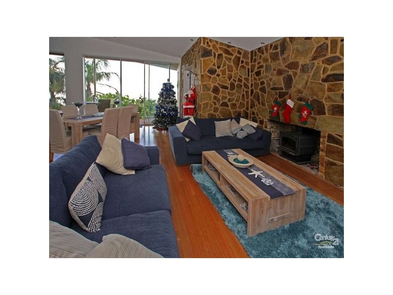 18 Angas Crescent, Marino SA 5049