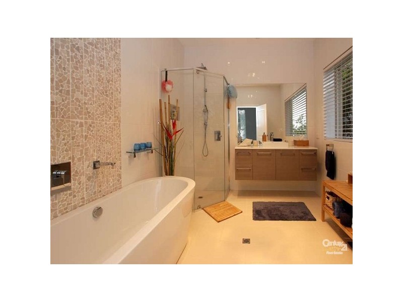 18 Angas Crescent, Marino SA 5049