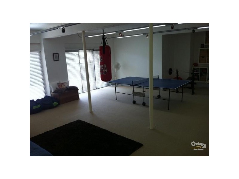 18 Angas Crescent, Marino SA 5049