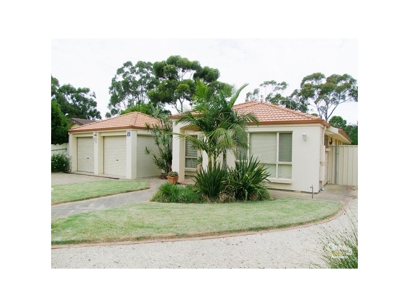 18 Conington Crescent, Morphett Vale SA 5162