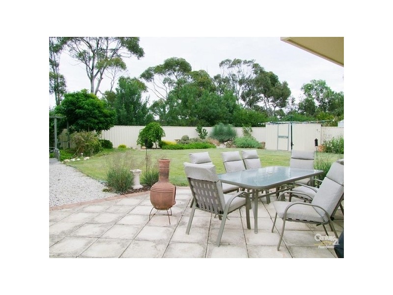 18 Conington Crescent, Morphett Vale SA 5162