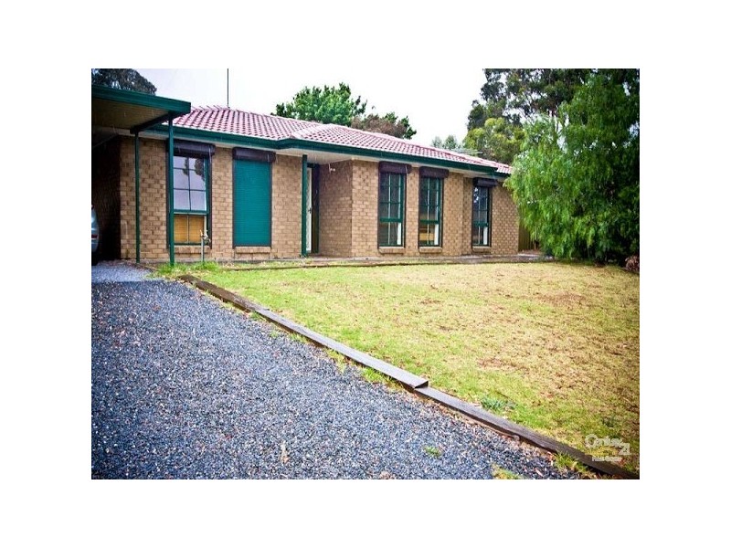 4 Lorikeet Court, Happy Valley SA 5159