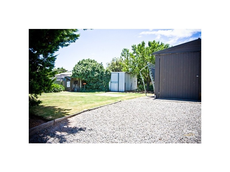 4 Vines Cross Crescent, Onkaparinga Hills SA 5163