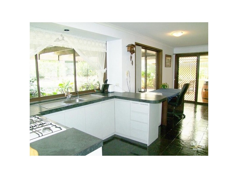 18 Acorn Street, Aberfoyle Park SA 5159