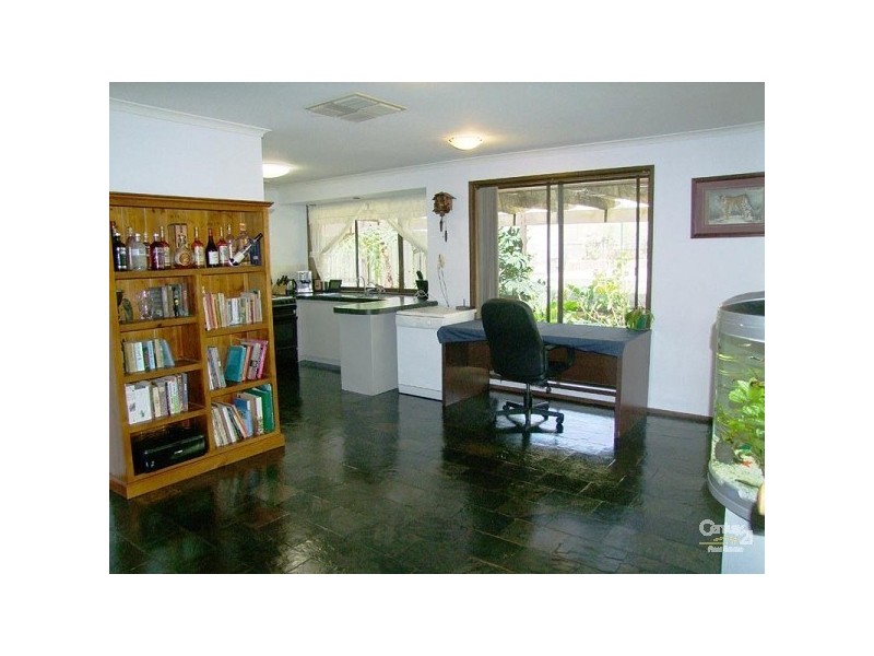 18 Acorn Street, Aberfoyle Park SA 5159