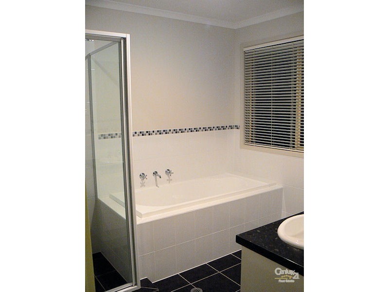 51 Elizabeth Crescent, Hallett Cove SA 5158