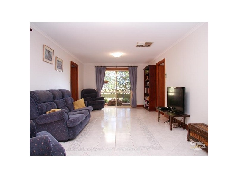 8 Fairbrother Drive, Happy Valley SA 5159