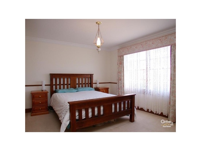 8 Fairbrother Drive, Happy Valley SA 5159