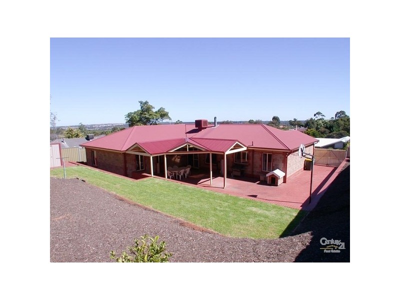 8 Fairbrother Drive, Happy Valley SA 5159