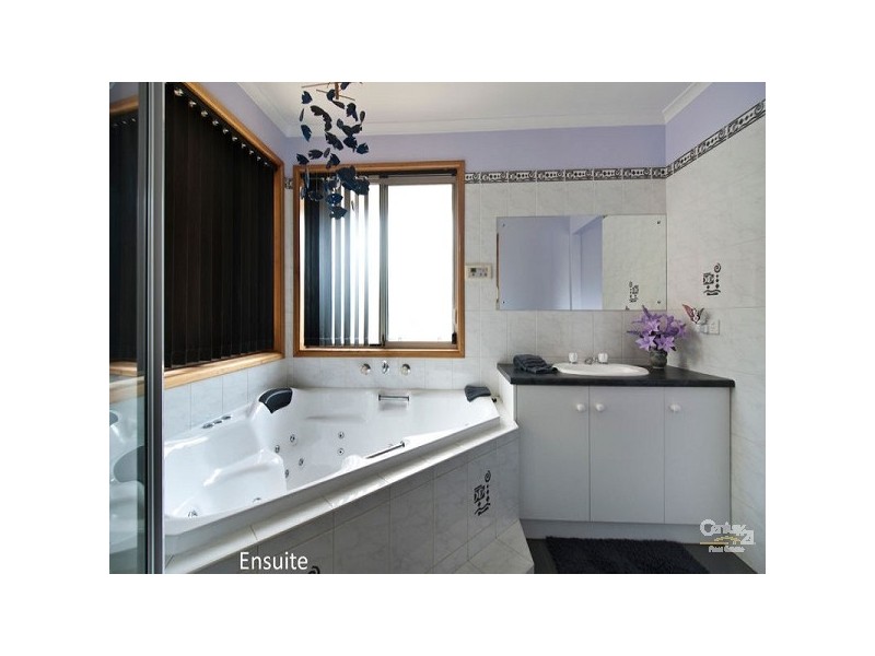 1 Taylors Avenue, Morphett Vale SA 5162