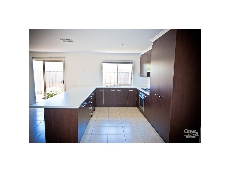 8 Kaurna Avenue, Aldinga Beach SA 5173