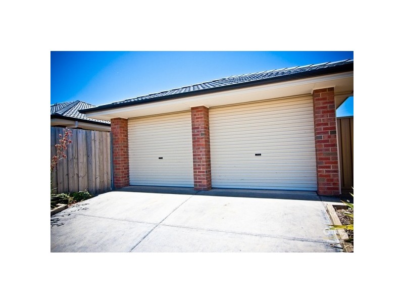 8 Kaurna Avenue, Aldinga Beach SA 5173