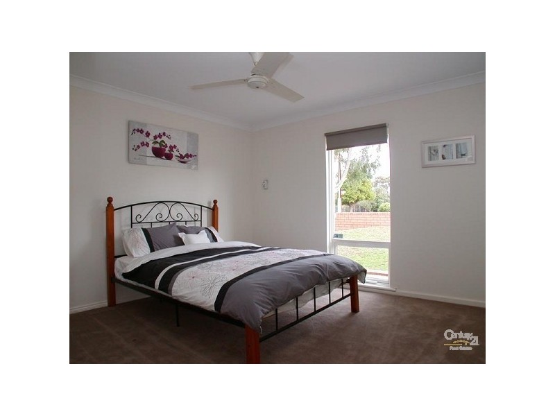 1 Scottsglade Road, Christie Downs SA 5164