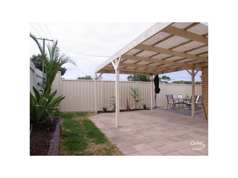1 Scottsglade Road, Christie Downs SA 5164