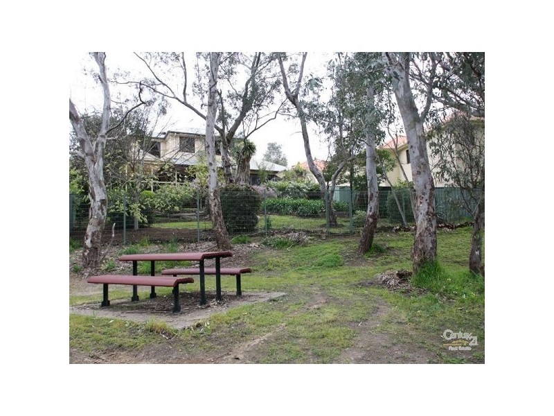 21 Skylark Close, Flagstaff Hill SA 5159