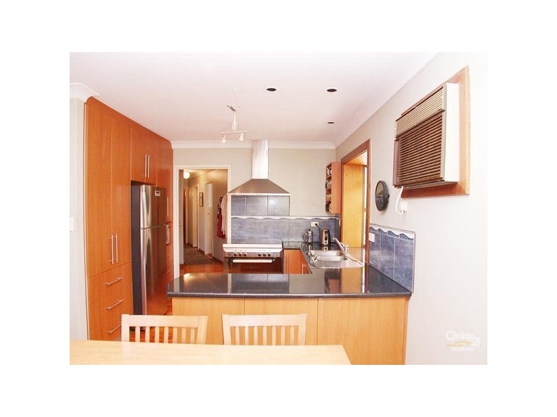549 States Road, Hackham SA 5163