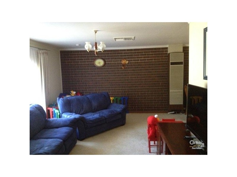 9 Bradman court, Morphett Vale SA 5162