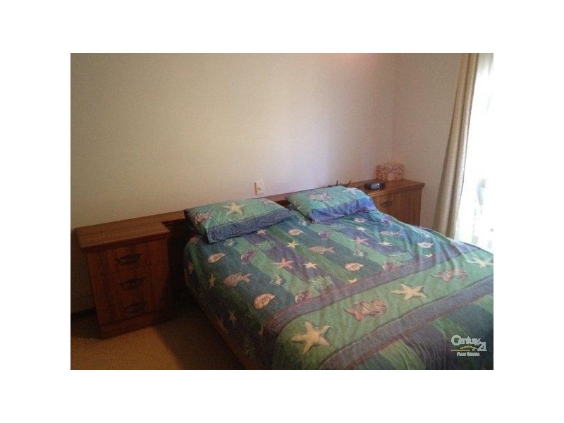 9 Bradman court, Morphett Vale SA 5162