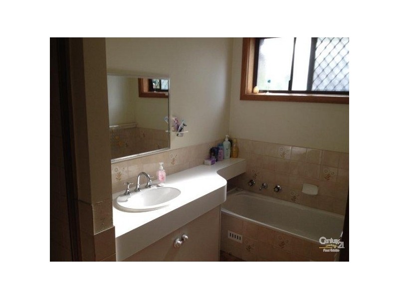 9 Bradman court, Morphett Vale SA 5162