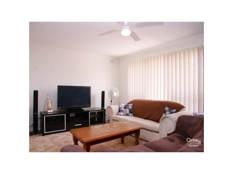 12 Graham Avenue, Hackham SA 5163
