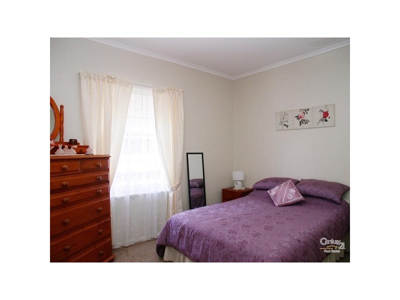 17 Valleyview Crescent, Hackham West SA 5163