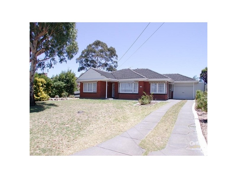 17 Valleyview Crescent, Hackham West SA 5163