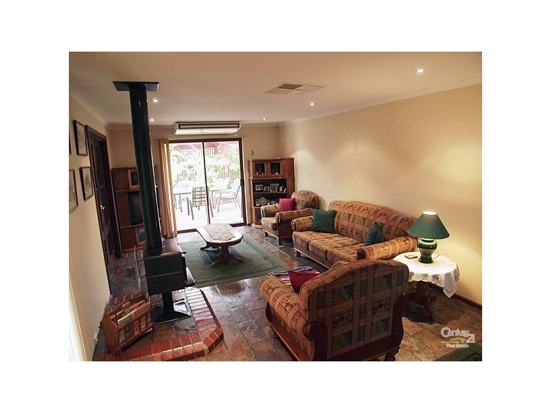 6 Lascelles St, Morphett Vale SA 5162