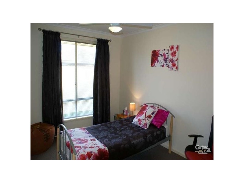 22 Sand Street, Seaford Meadows SA 5169