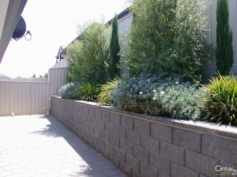 13 Yeltana Avenue, Huntfield Heights SA 5163