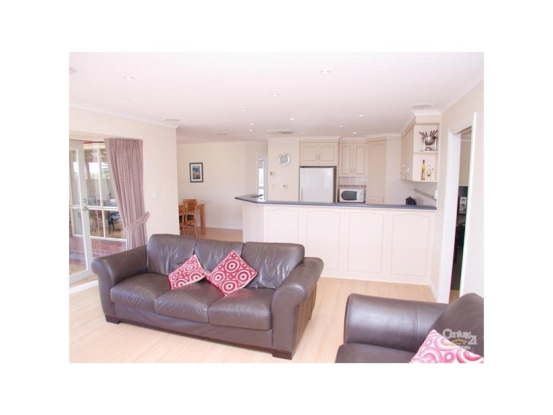 54 Elizabeth Crescent, Hallett Cove SA 5158