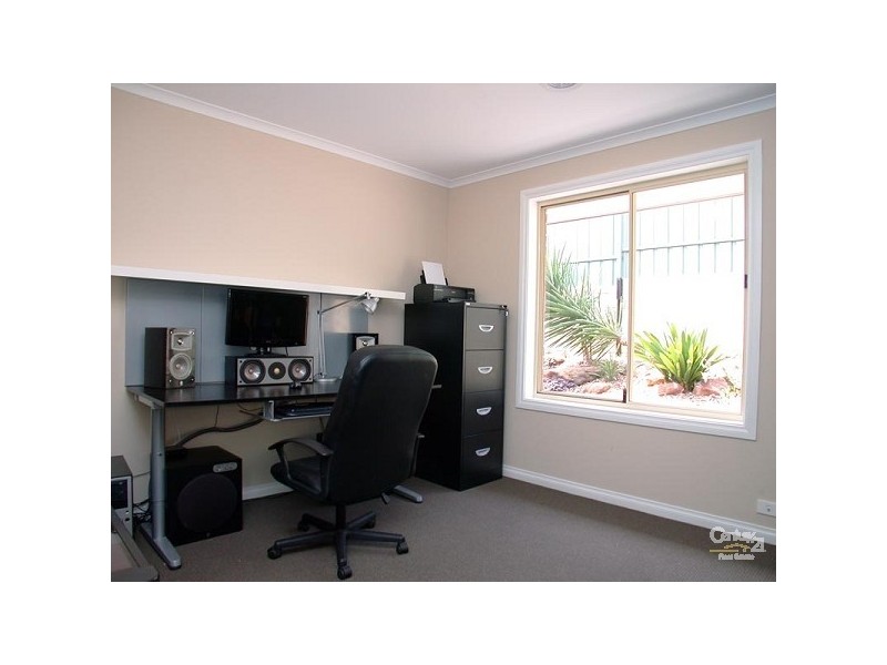 54 Elizabeth Crescent, Hallett Cove SA 5158