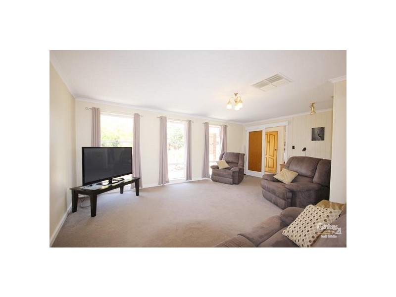 4 Pelham Street, Flagstaff Hill SA 5159