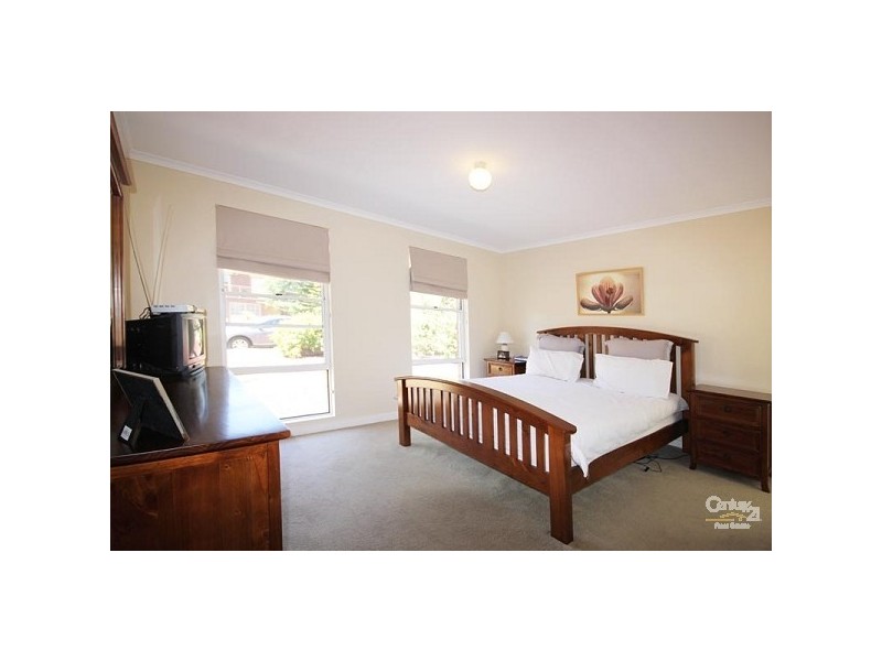 4 Pelham Street, Flagstaff Hill SA 5159