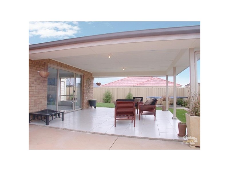 24 Sand Street, Seaford Meadows SA 5169