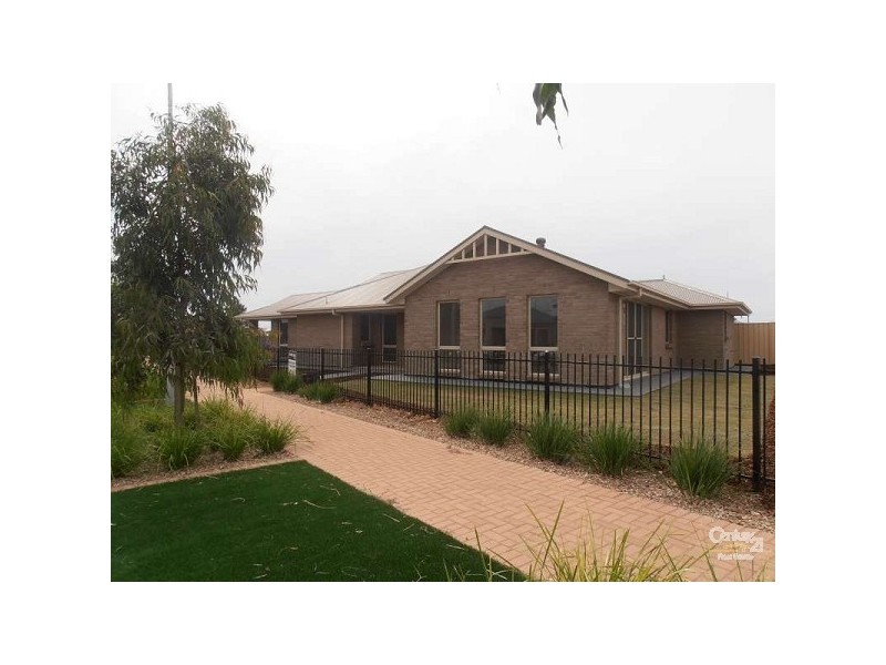 4 Aft Court, Seaford Meadows SA 5169