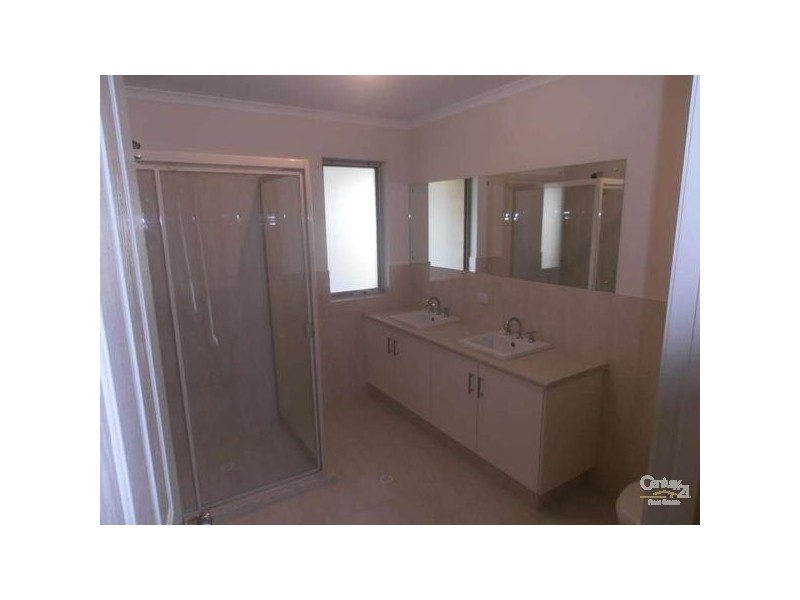 4 Aft Court, Seaford Meadows SA 5169