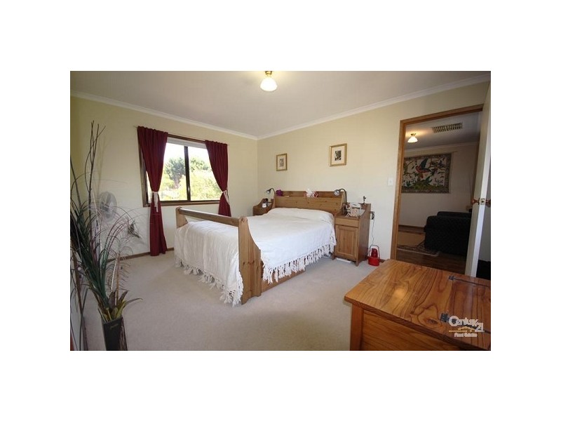 30 Latimer Crescent, Trott Park SA 5158