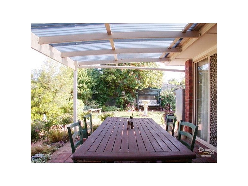 17 Cedar Avenue, Seaford SA 5169