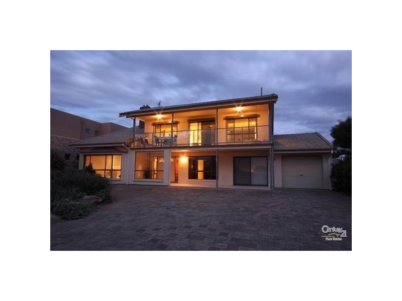 211 Esplanade, Port Noarlunga South SA 5167