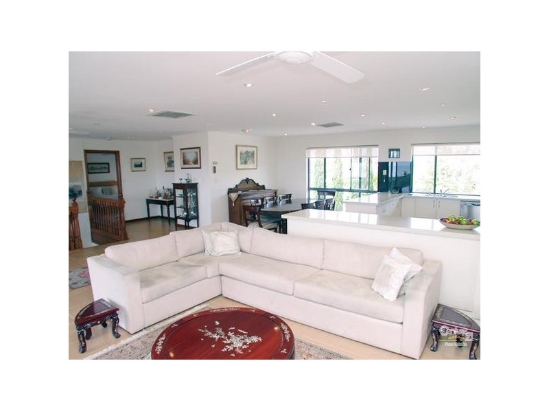 211 Esplanade, Port Noarlunga South SA 5167