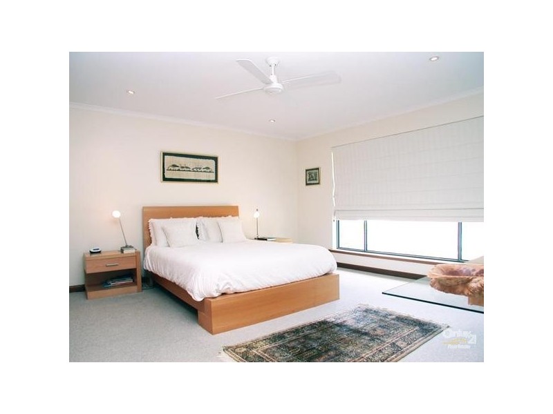 211 Esplanade, Port Noarlunga South SA 5167