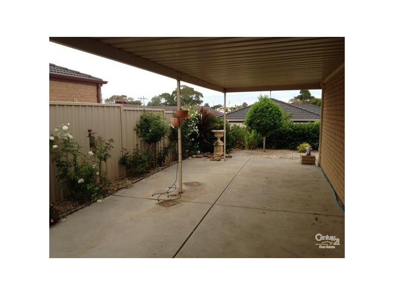 8 Hartland Avenue, Christie Downs SA 5164