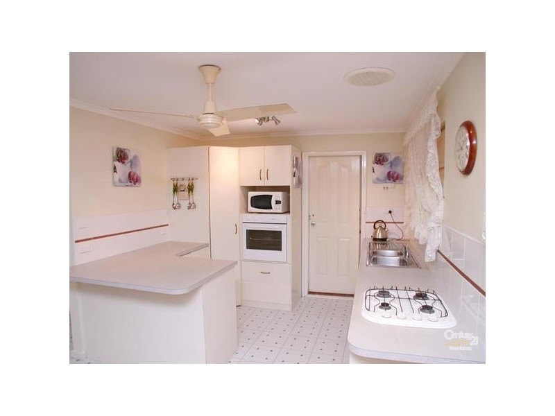 9 Scottsglade Road, Christie Downs SA 5164