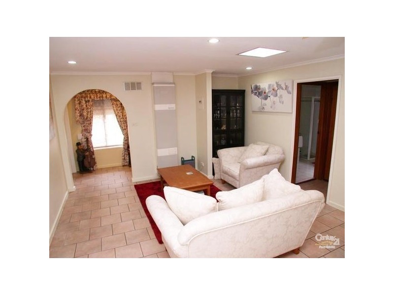 9 Scottsglade Road, Christie Downs SA 5164