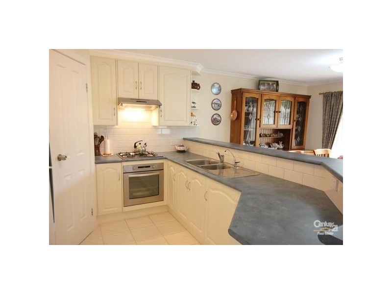 26 Cuttle St, Aldinga Beach SA 5173