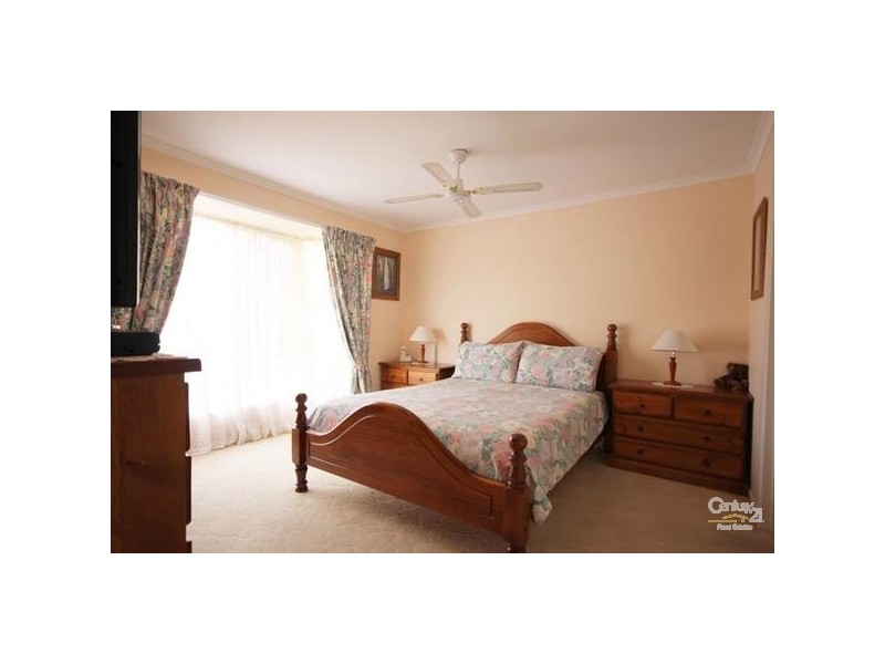 26 Cuttle St, Aldinga Beach SA 5173